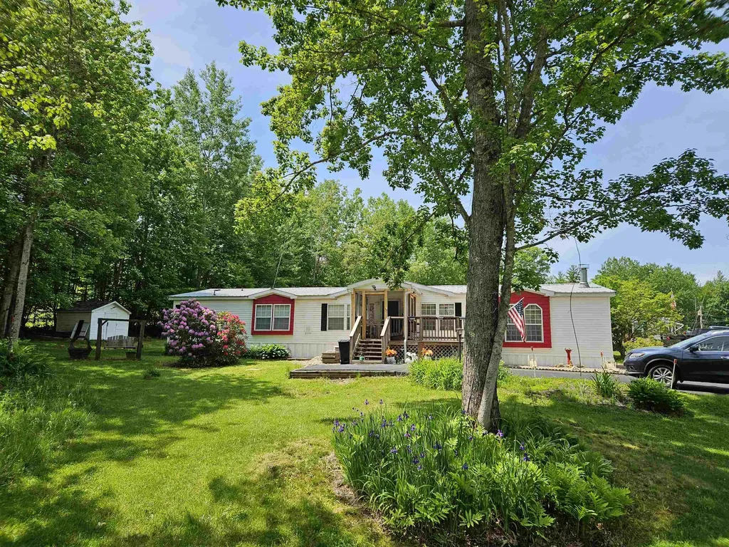 127 Morways Park Charlestown NH 03603