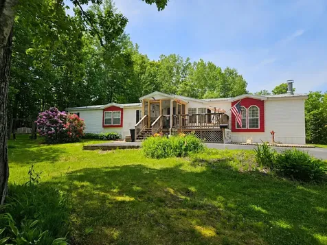 127 Morways Park Charlestown NH 03603