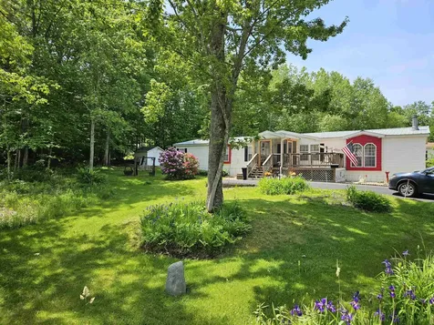 127 Morways Park Charlestown NH 03603