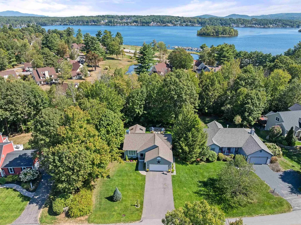 53 Drummer Trail Laconia NH 03246