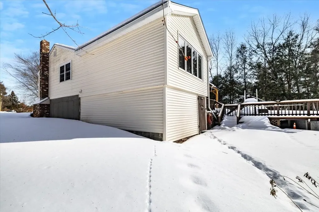 29 Marion Street Goffstown NH 03045
