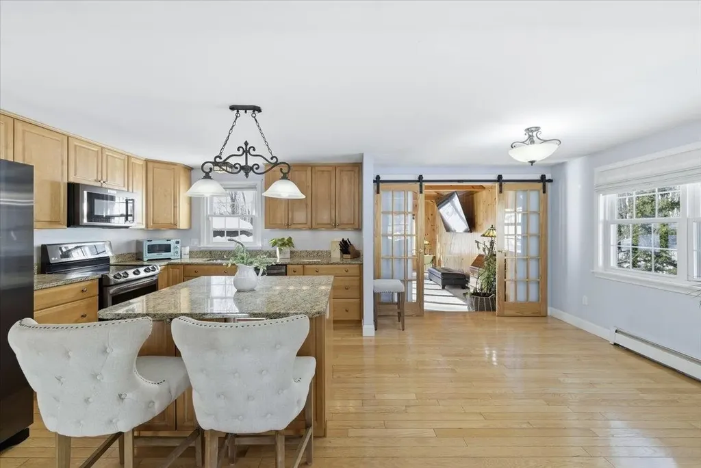 29 Marion Street Goffstown NH 03045