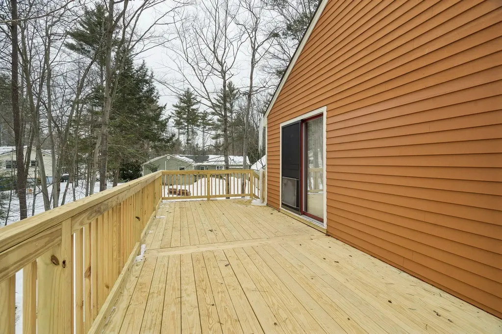 115 Lakeshore Drive Middleton NH 03887