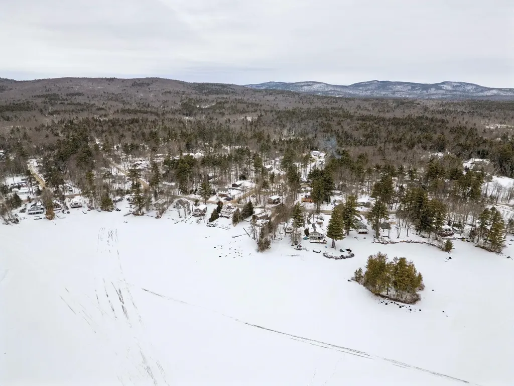 115 Lakeshore Drive Middleton NH 03887