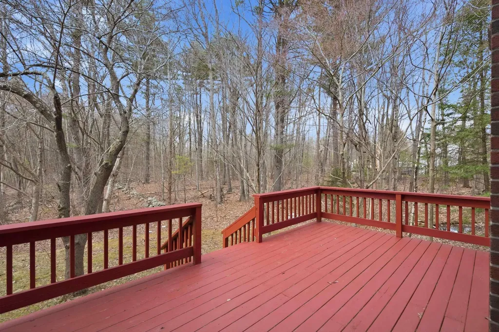 47 Drew Woods Drive Derry NH 03038