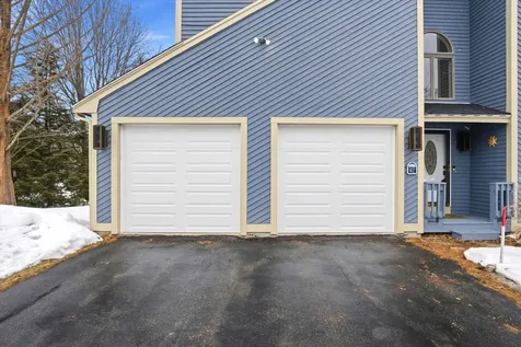 47 Drew Woods Drive Derry NH 03038