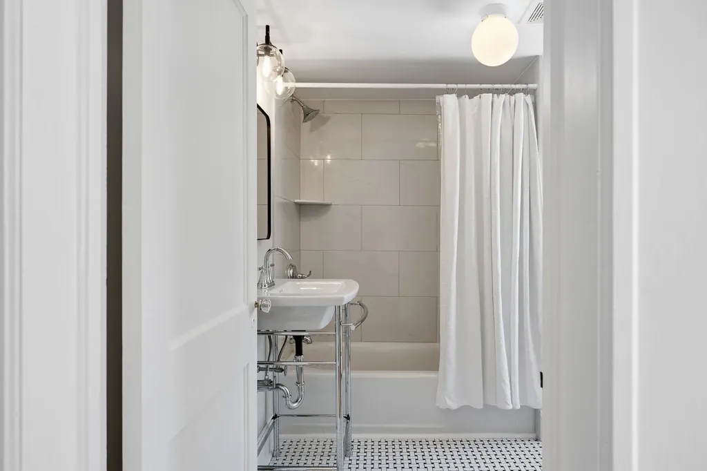 139 Robinson Parkway Burlington VT 05401