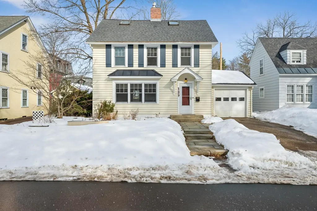 139 Robinson Parkway Burlington VT 05401