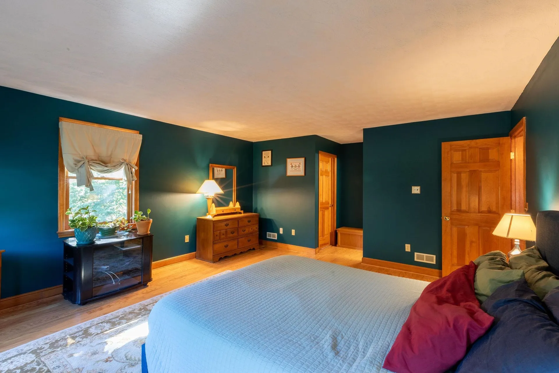 10 Lund Drive Hudson NH 03051