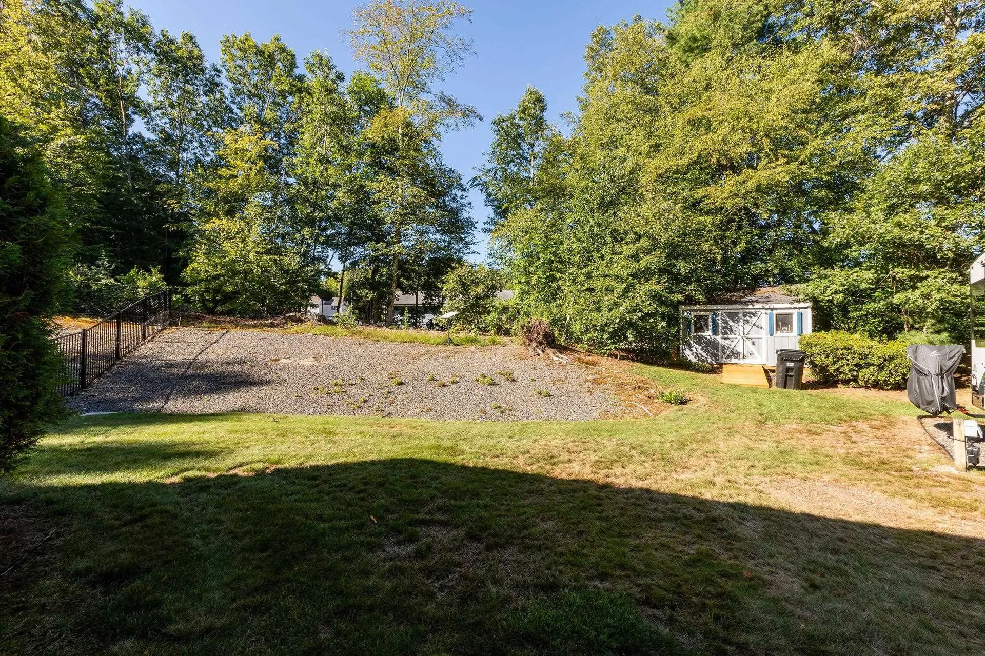 10 Lund Drive Hudson NH 03051