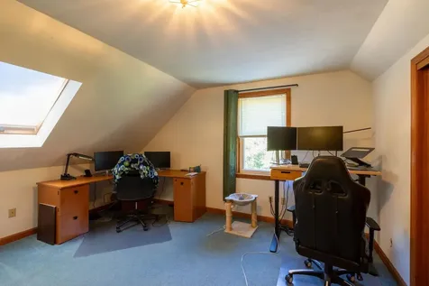 10 Lund Drive Hudson NH 03051
