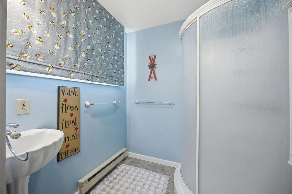 11 Haas Drive Lincoln NH 03251