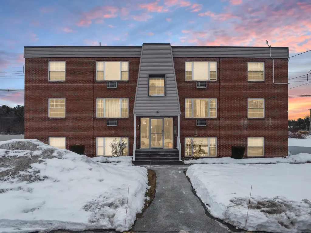 99 Cluff Crossing Road Salem NH 03079