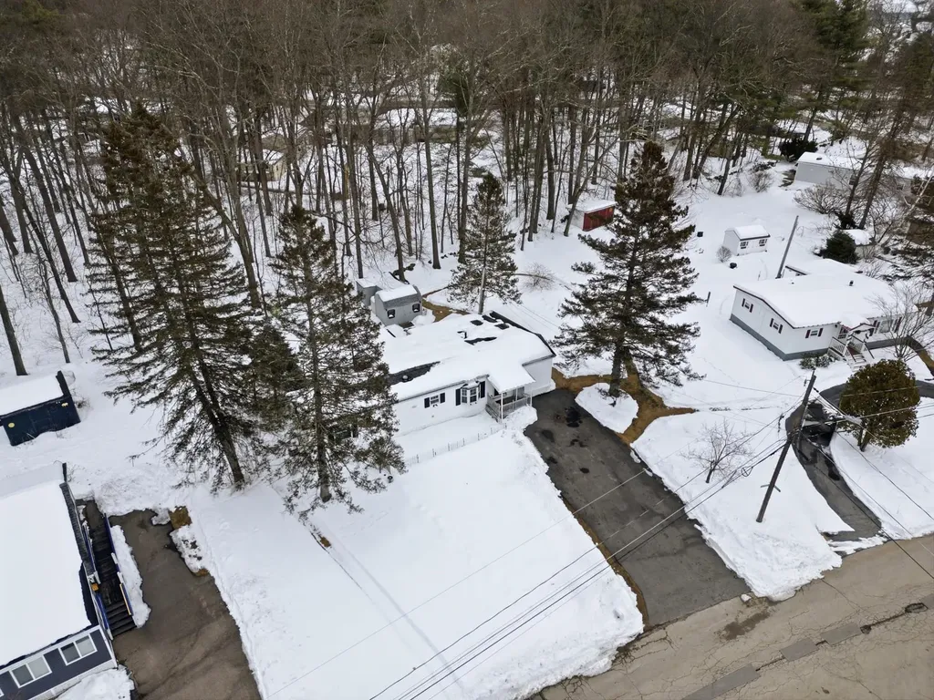 4 Rosemary Street Salem NH 03079