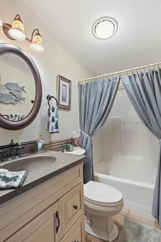 4 Rosemary Street Salem NH 03079