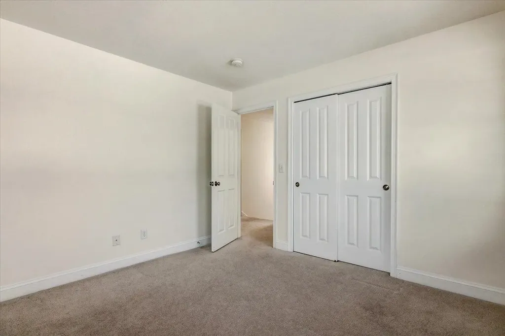 11 Gable Drive Epping NH 03042