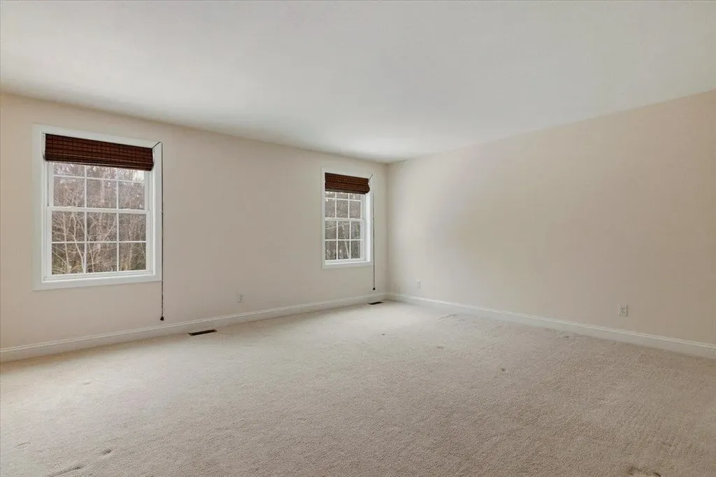 11 Gable Drive Epping NH 03042