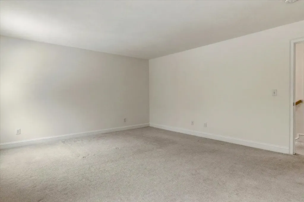 11 Gable Drive Epping NH 03042