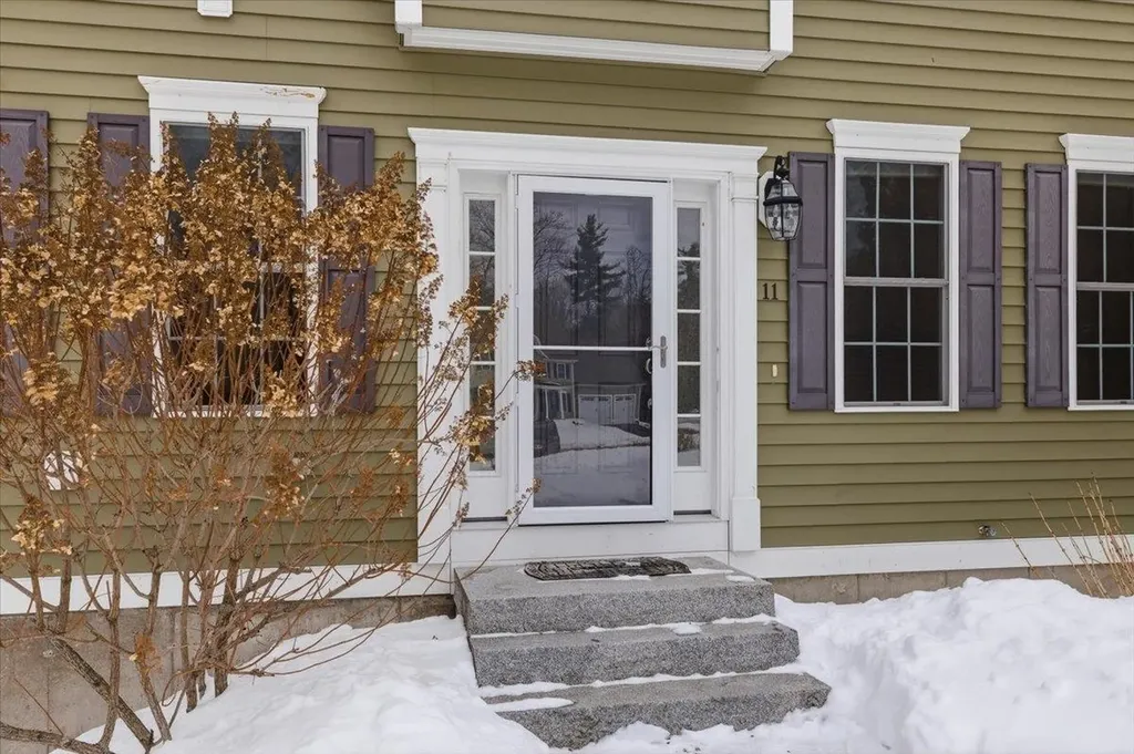 11 Gable Drive Epping NH 03042