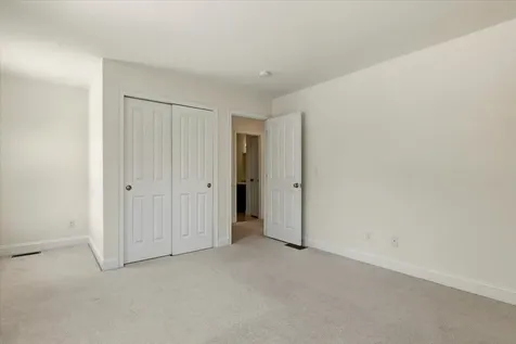 11 Gable Drive Epping NH 03042