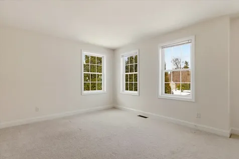 11 Gable Drive Epping NH 03042