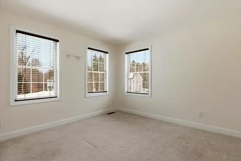 11 Gable Drive Epping NH 03042