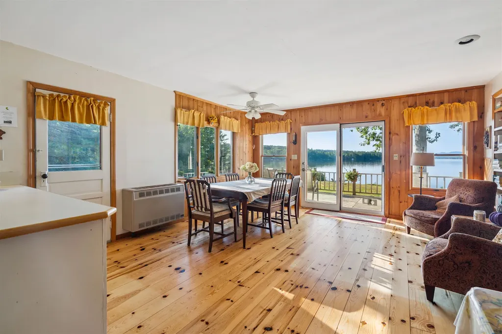 3 Brewster Road Tuftonboro NH 03816