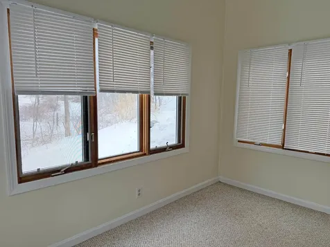 16 Robin Way Brattleboro VT 05301