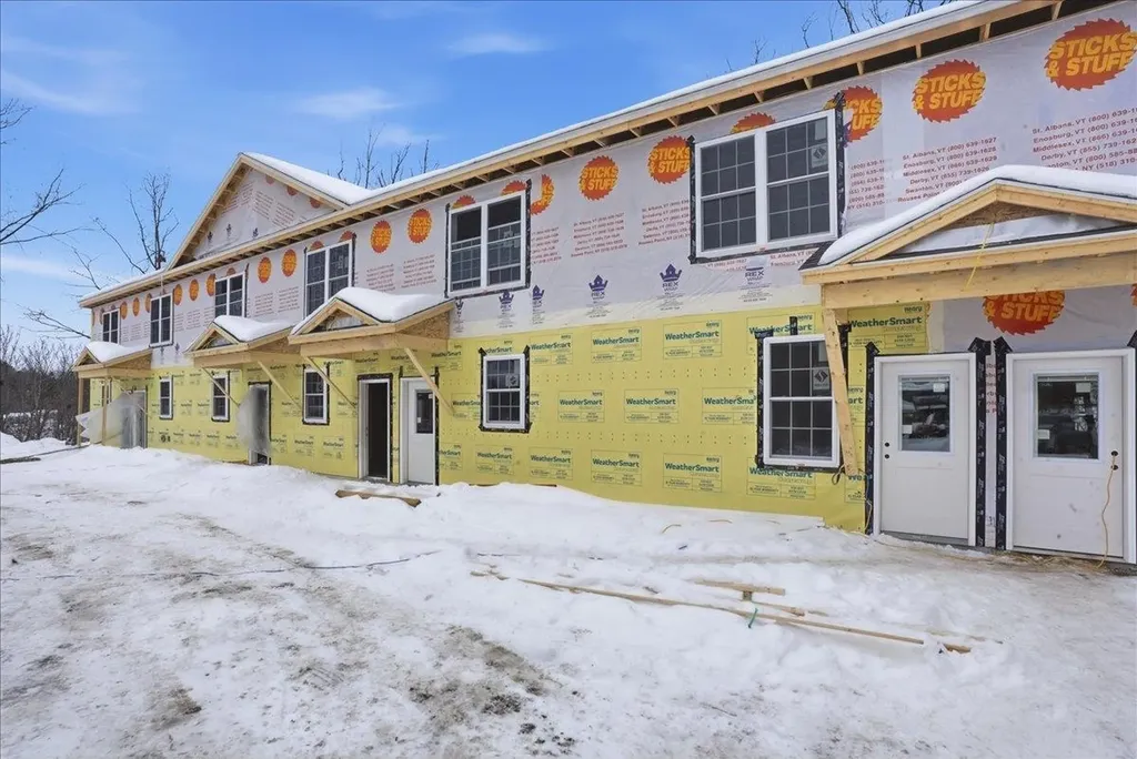 7 River Street Milton VT 05468