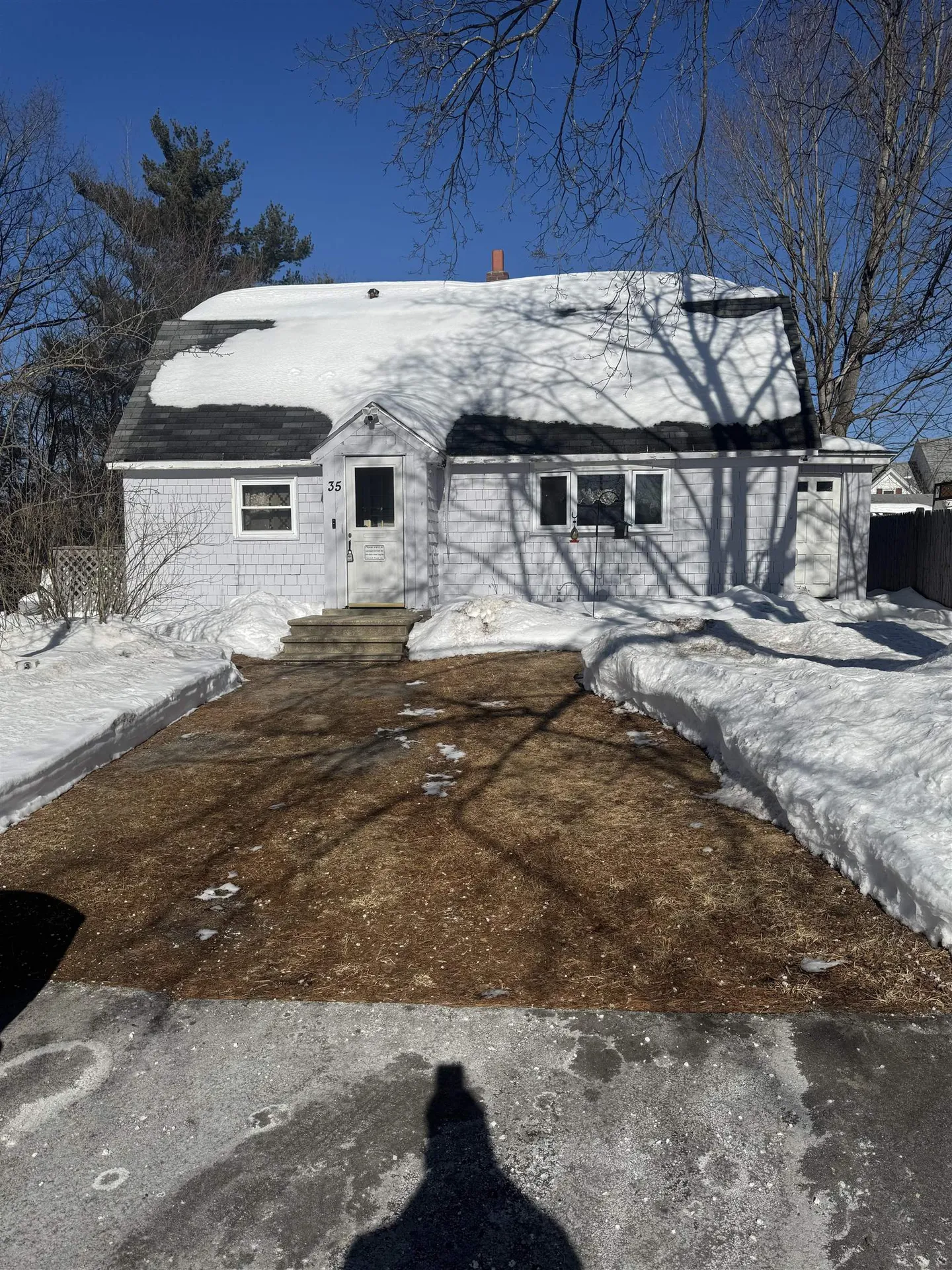 35 Highland Avenue Derry NH 03038-2630