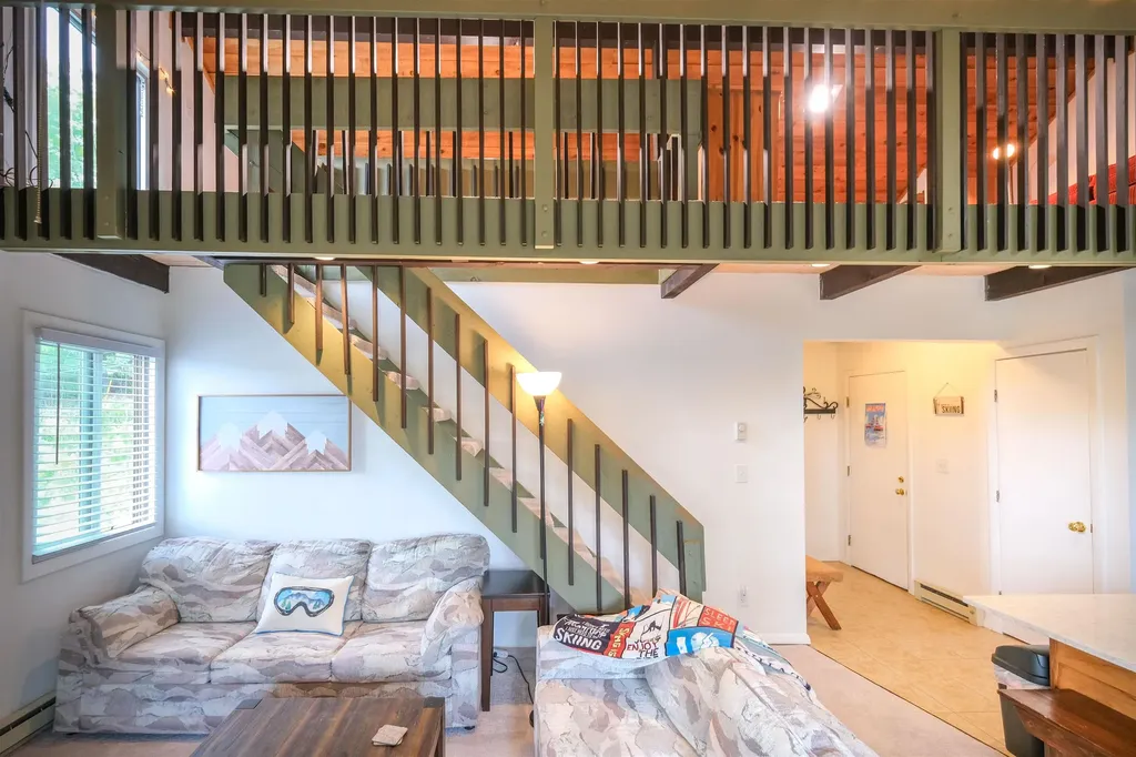 36 Okemo Trailside Extension Ludlow VT 05149