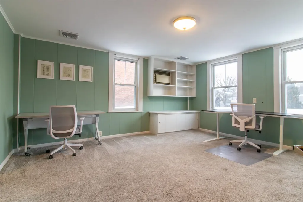 263 Union Square Milford NH 03055