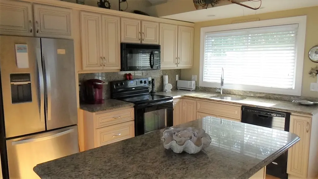 8 Cable Road Rye NH 03870