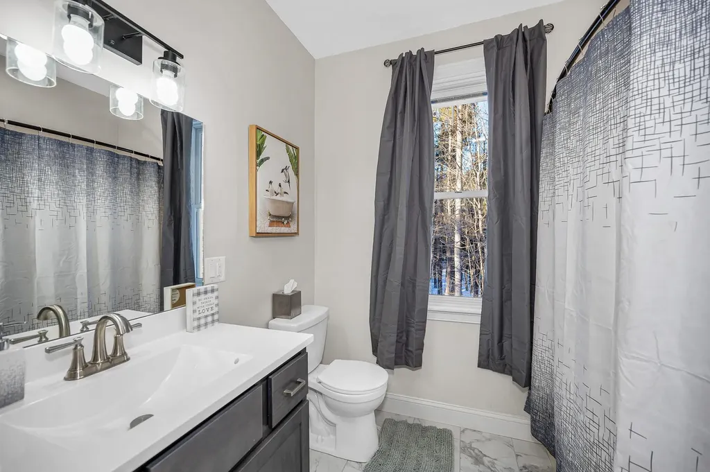 36 Blueberry Lane New Ipswich NH 03071