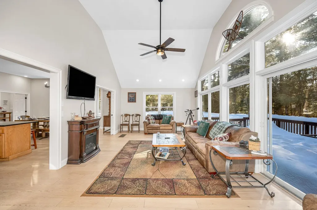 36 Blueberry Lane New Ipswich NH 03071