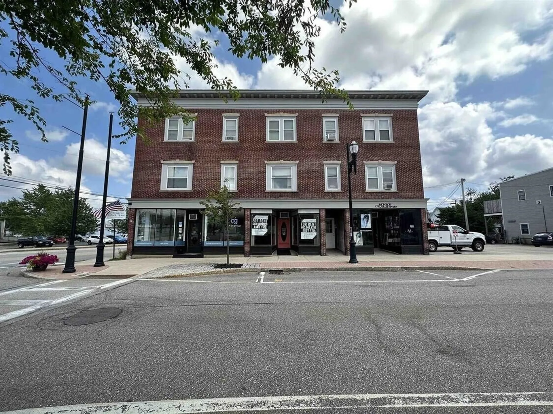 65 Hanson Street Rochester NH 03867