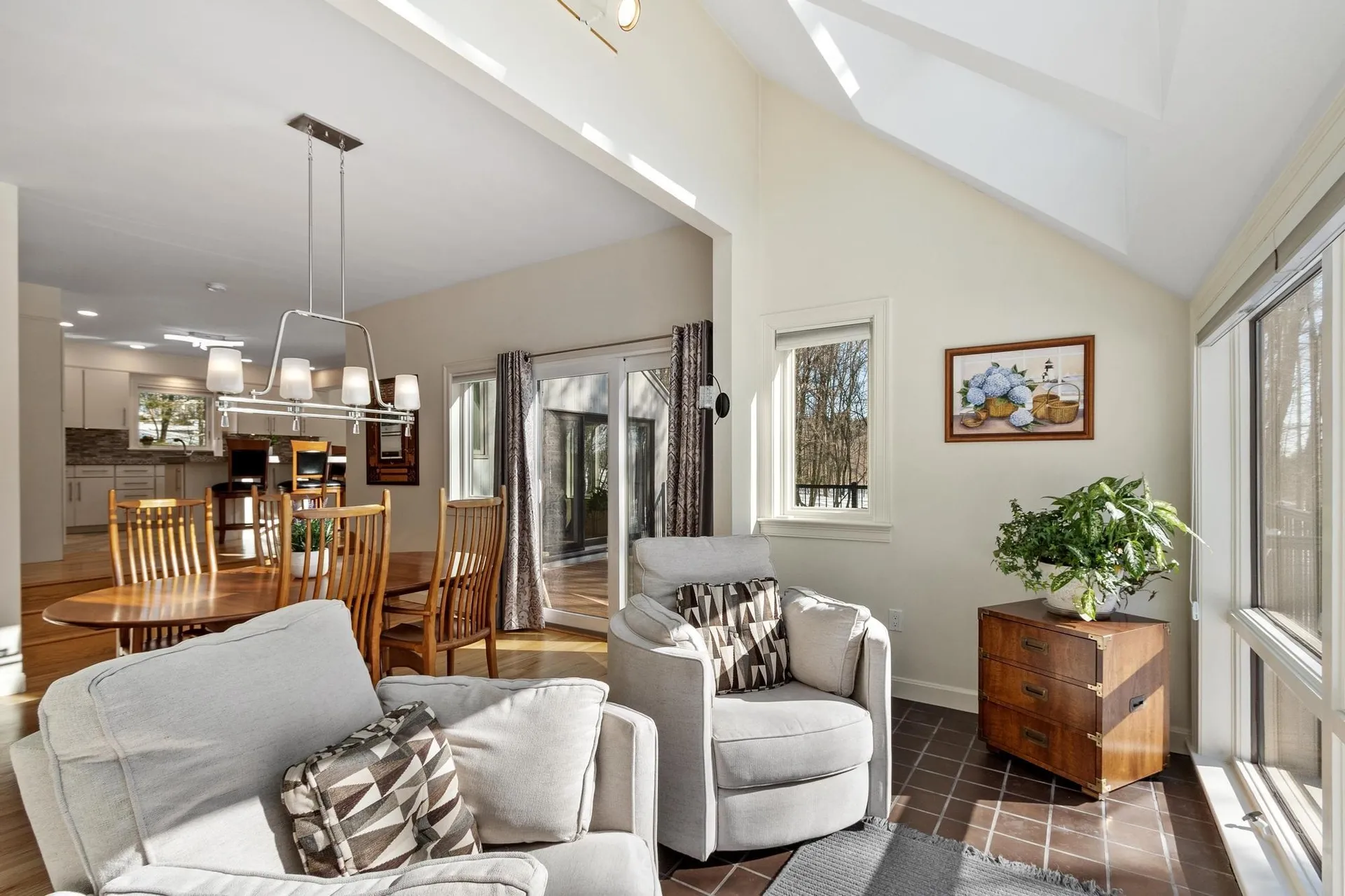 1 Dalkeith Road Hollis NH 03049