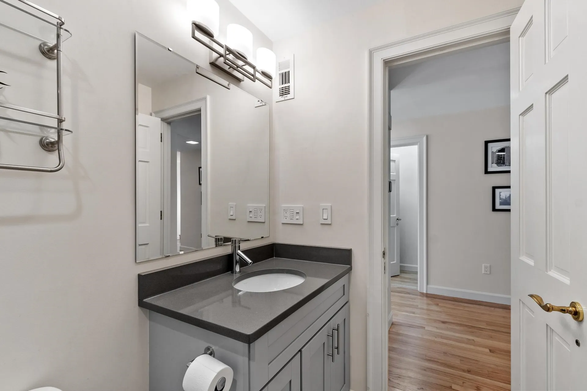 1 Dalkeith Road Hollis NH 03049