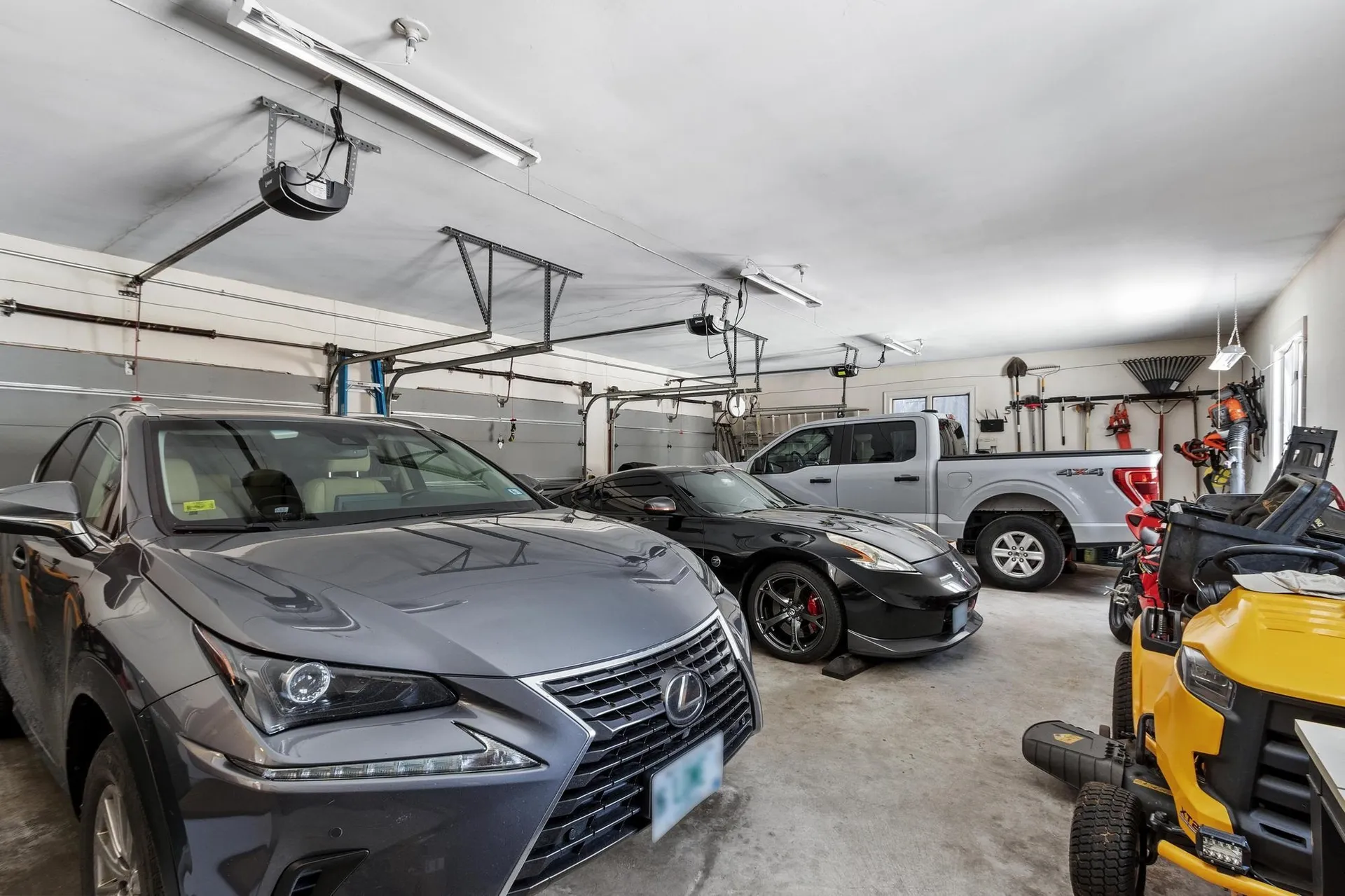 1 Dalkeith Road Hollis NH 03049