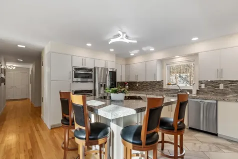 1 Dalkeith Road Hollis NH 03049