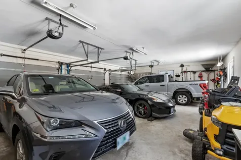 1 Dalkeith Road Hollis NH 03049