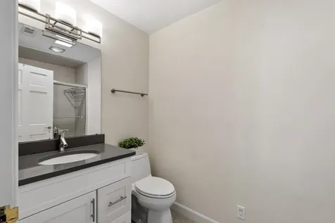 1 Dalkeith Road Hollis NH 03049