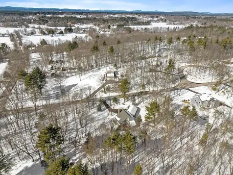 1 Dalkeith Road Hollis NH 03049