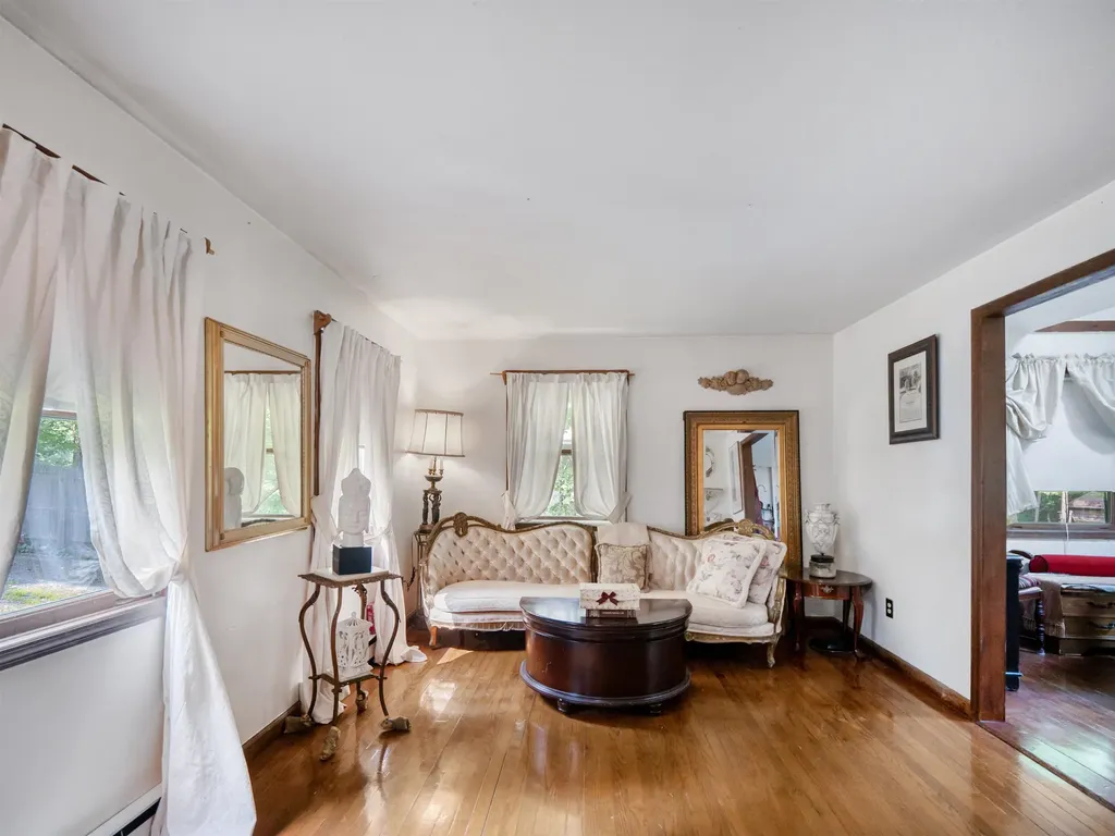 292 Ledgemere Point Hubbardton VT 05732