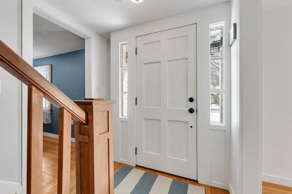 730 Falls Road Shelburne VT 05482