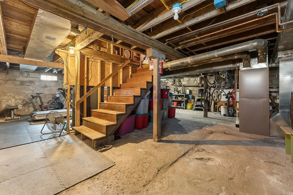 730 Falls Road Shelburne VT 05482