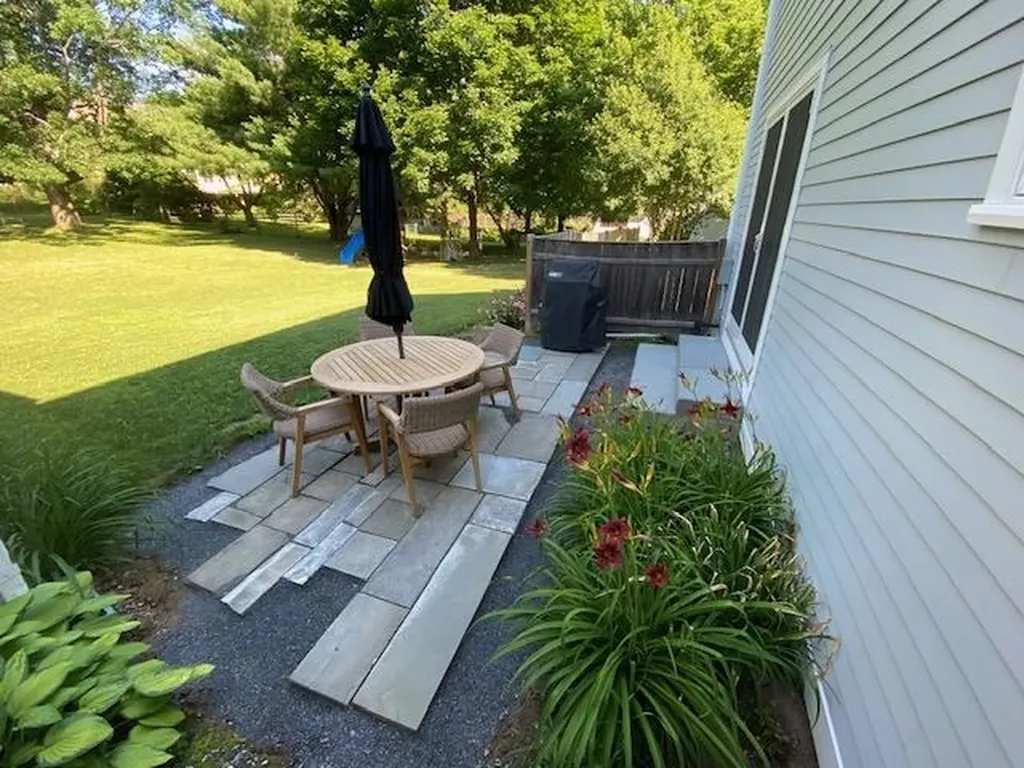 730 Falls Road Shelburne VT 05482