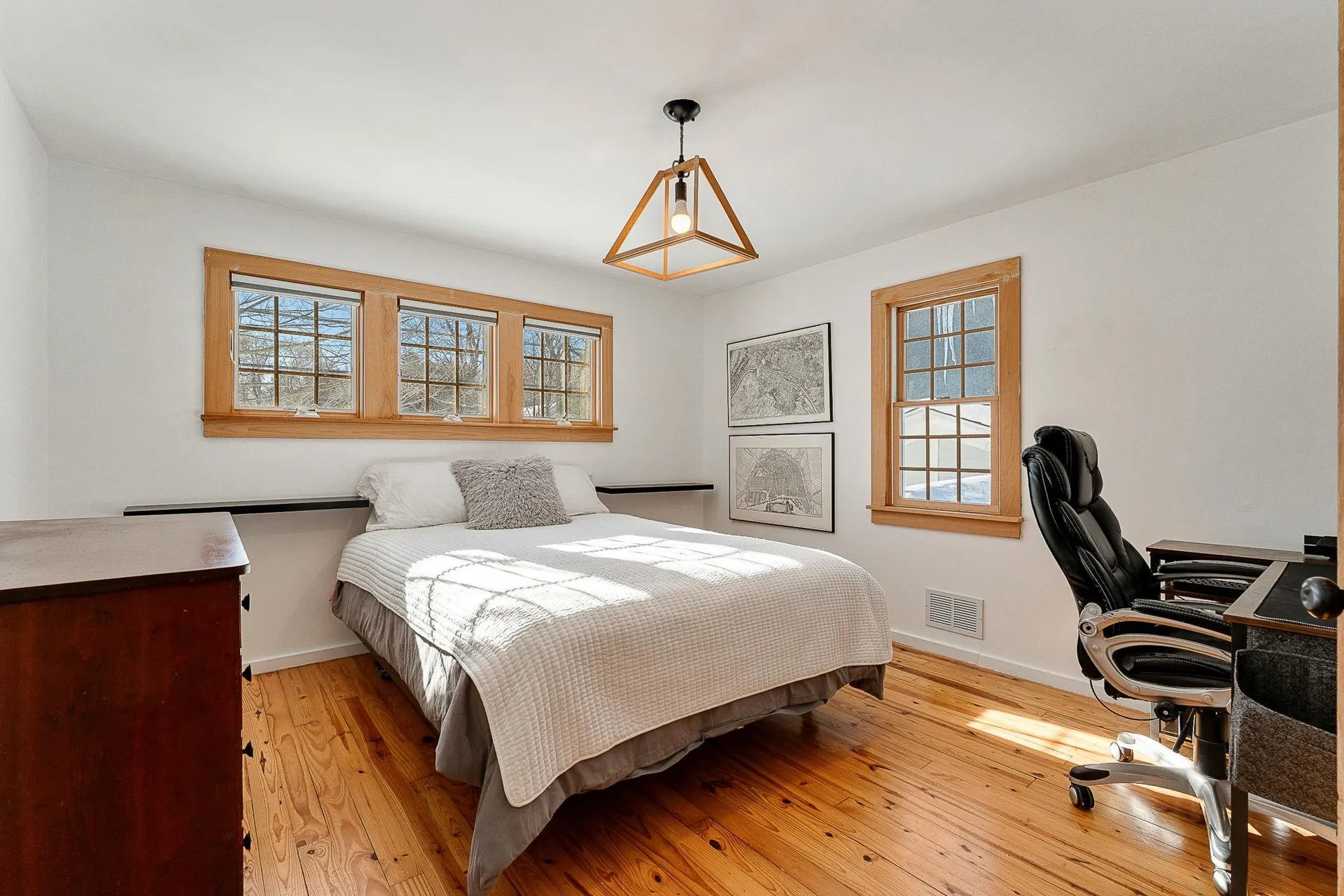 730 Falls Road Shelburne VT 05482