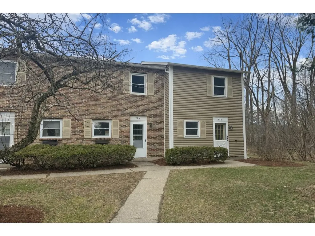 61 Red Pines Lane Colchester VT 05446