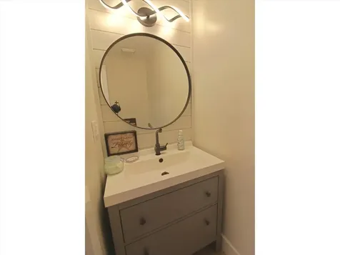 61 Red Pines Lane Colchester VT 05446